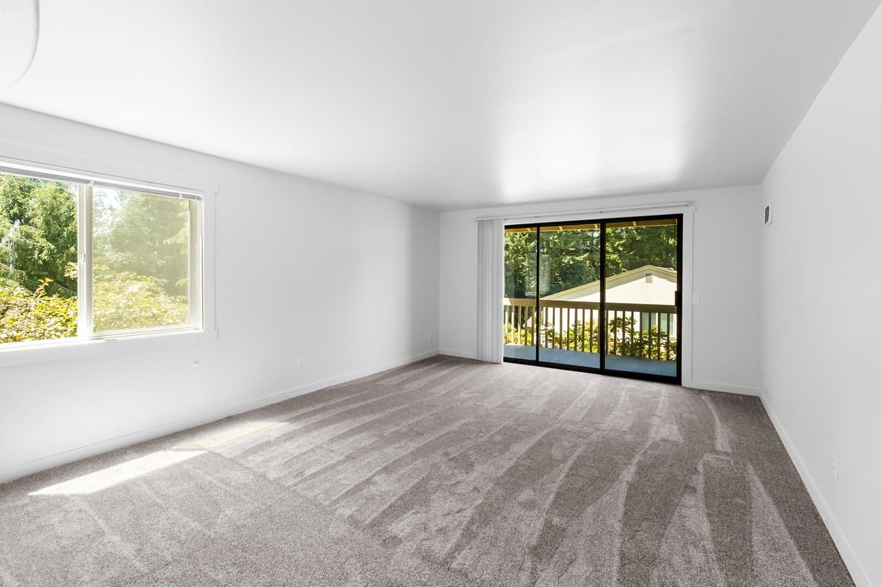 Village Apartments Unit 444 - Comfortable Bedroom